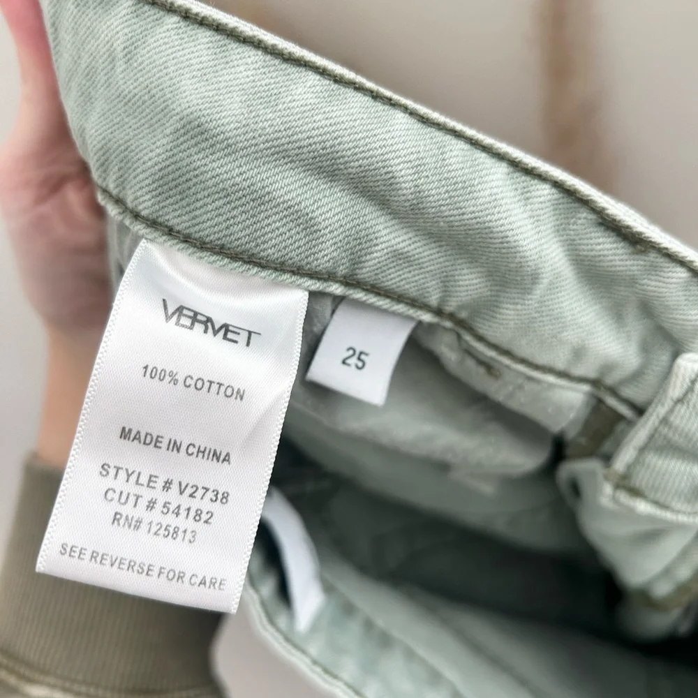 Vervet Flying Monkey 90s Inspired High Rise Distressed Cropped Jeans - Size 25 - Picture 5 of 5